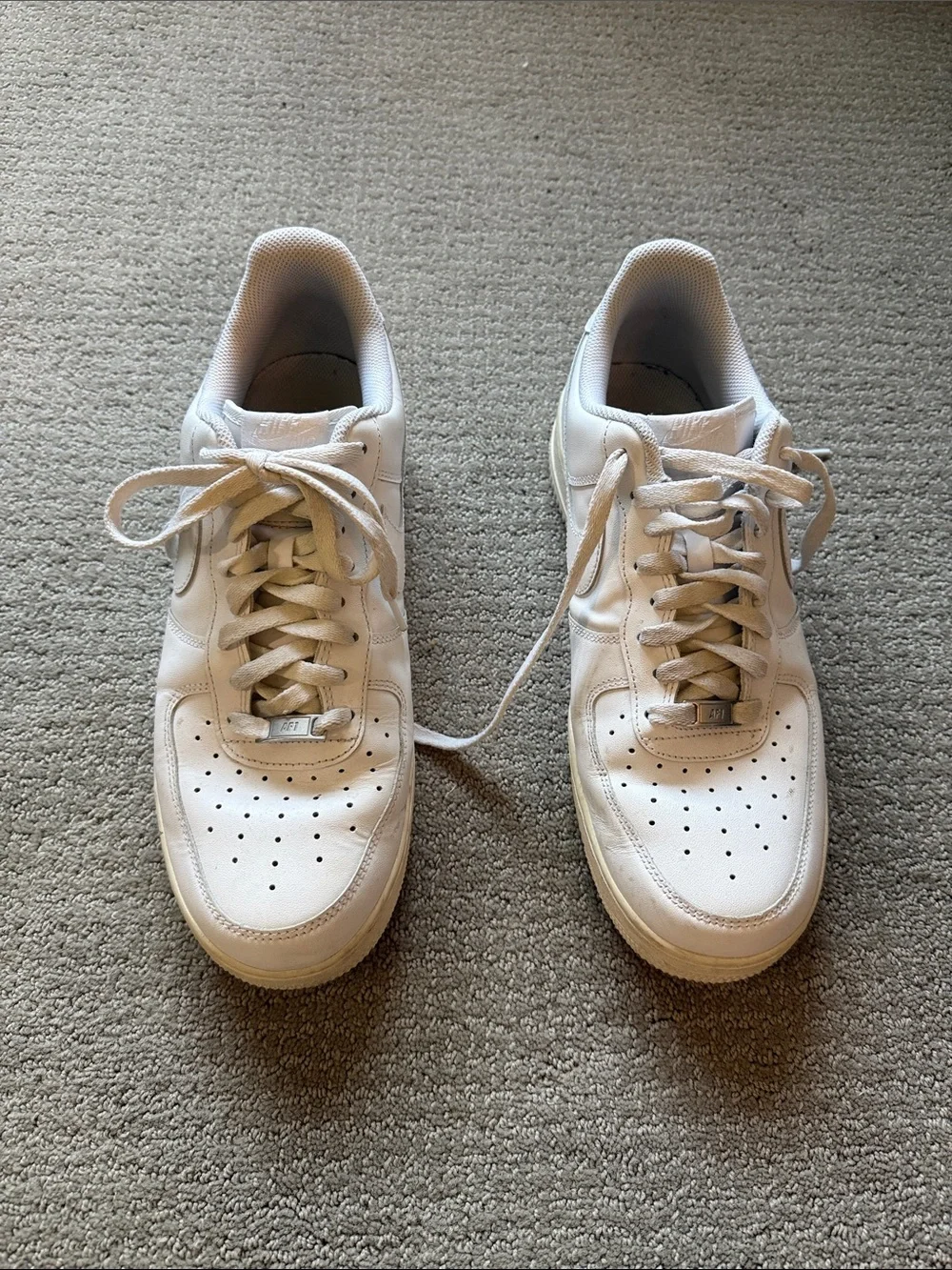 Nike White Men's Low-Top Leather Sneakers